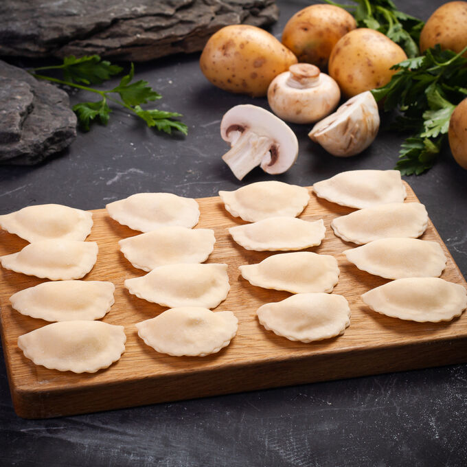 Eastern Europe Handmade Dumplings (Potato Mushroom), 400g